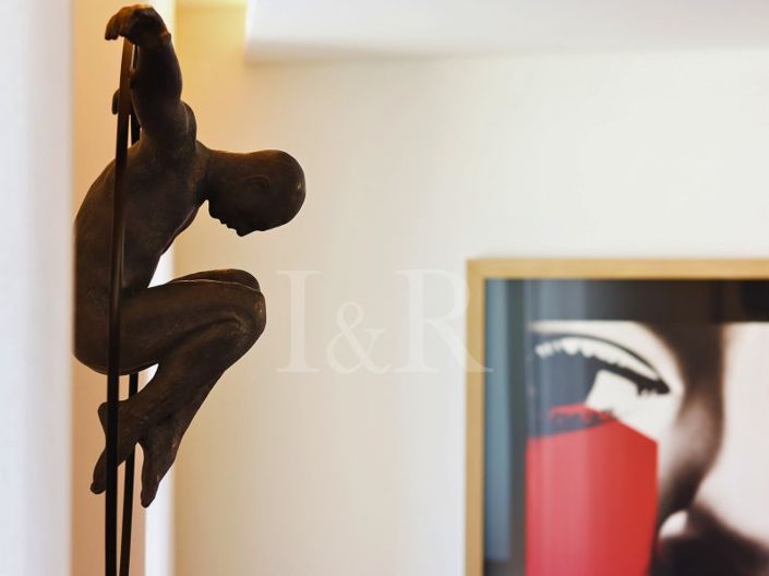 Image No.10-3 Bed Apartment for sale