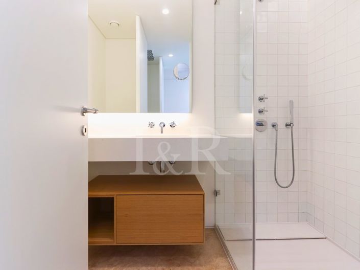 Image No.14-3 Bed Apartment for sale