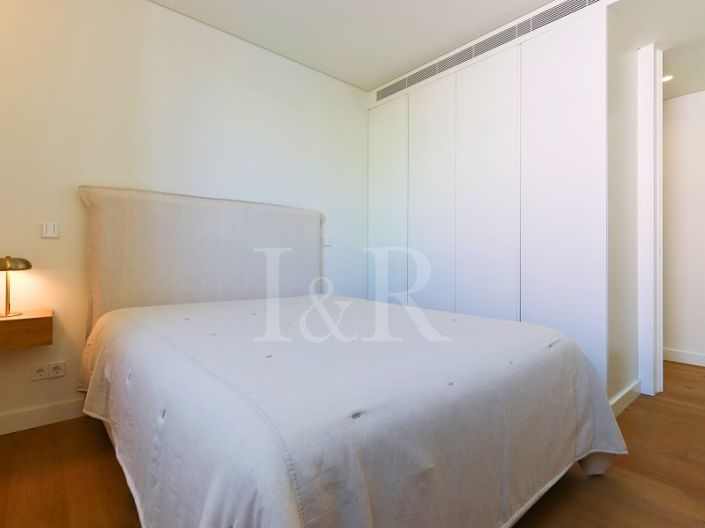 Image No.23-3 Bed Apartment for sale