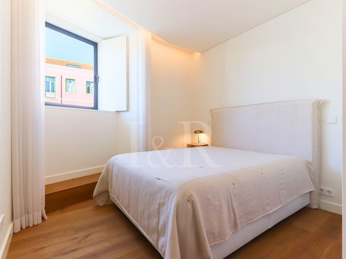 Image No.25-3 Bed Apartment for sale