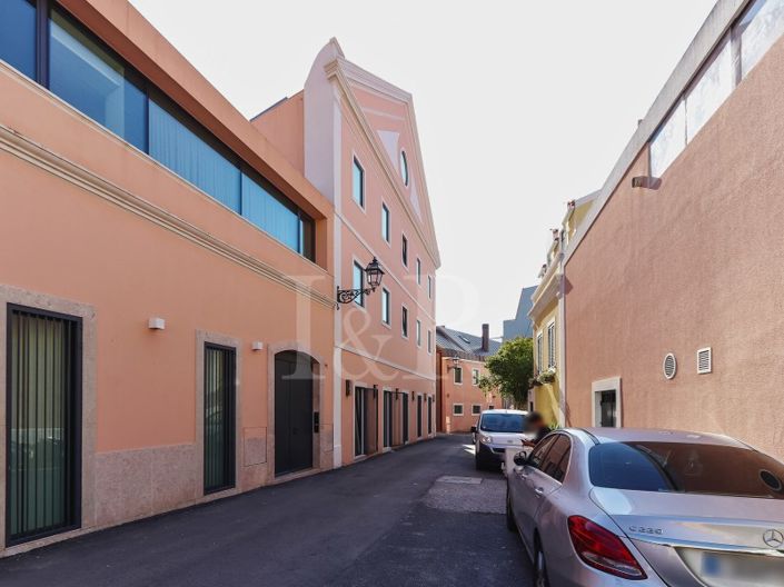 Image No.36-3 Bed Apartment for sale