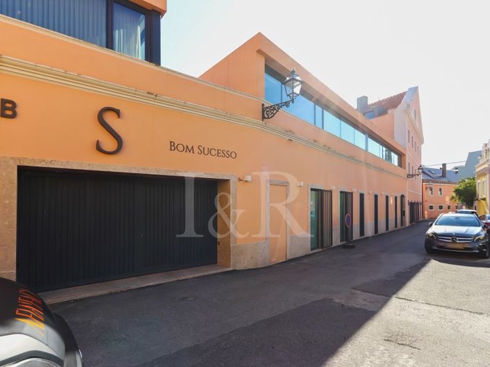 Image No.37-3 Bed Apartment for sale