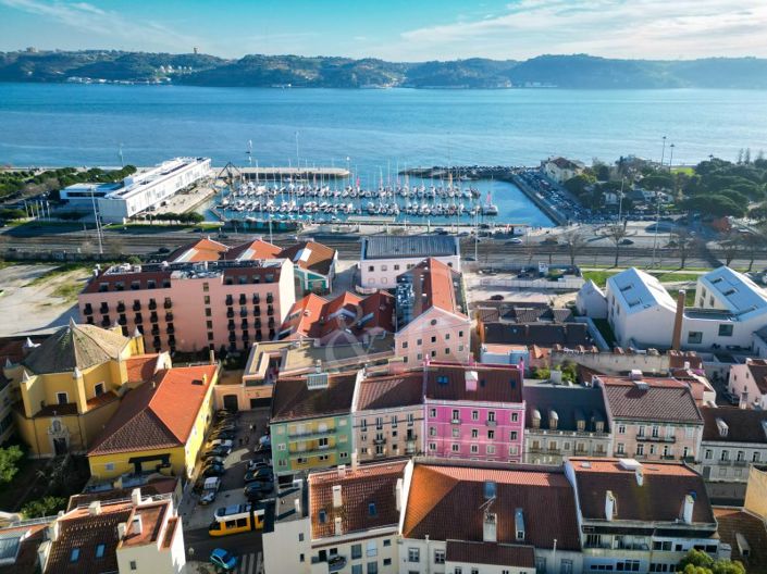 Image No.41-3 Bed Apartment for sale