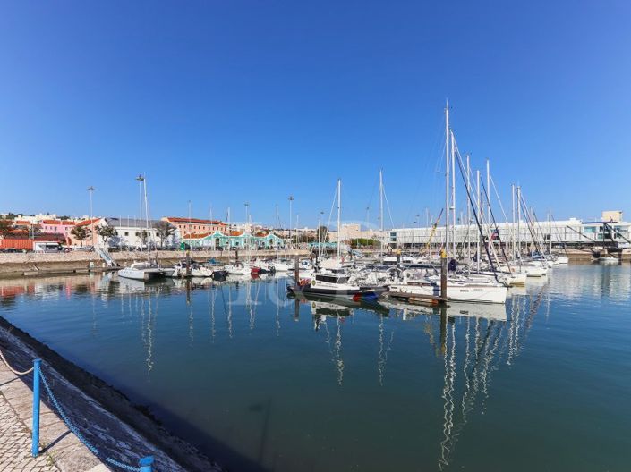 Image No.46-3 Bed Apartment for sale