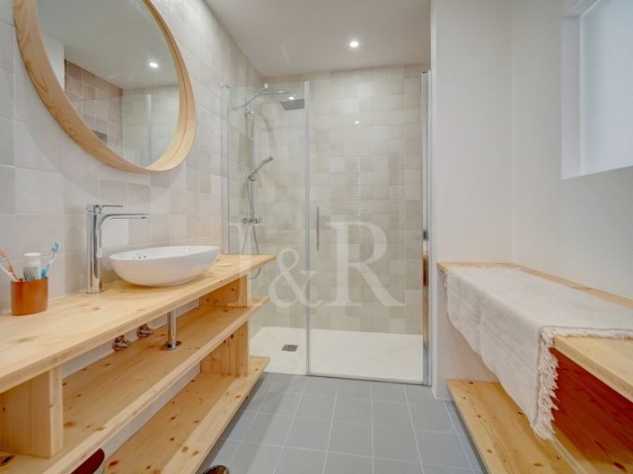 Image No.29-2 Bed House for sale