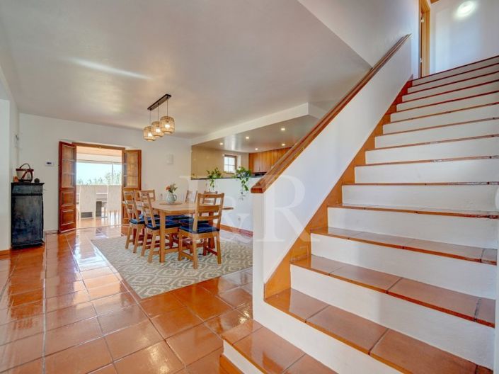 Image No.9-2 Bed House for sale