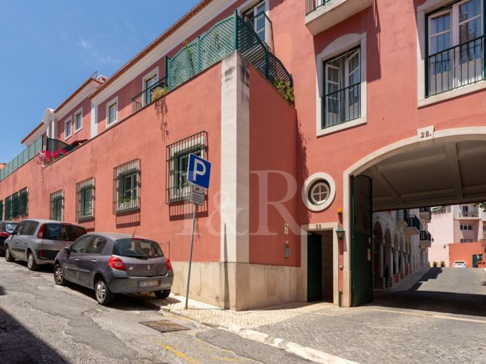 Image No.35-1 Bed Apartment for sale