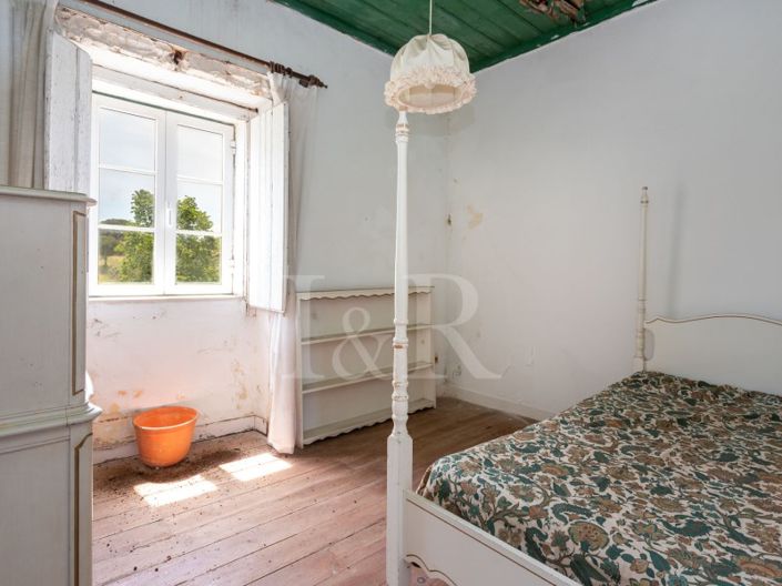 Image No.29-7 Bed Farmhouse for sale