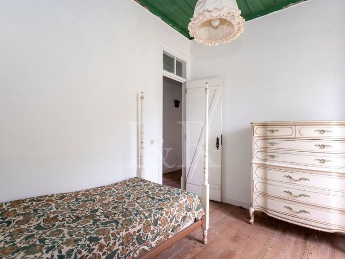 Image No.30-7 Bed Farmhouse for sale