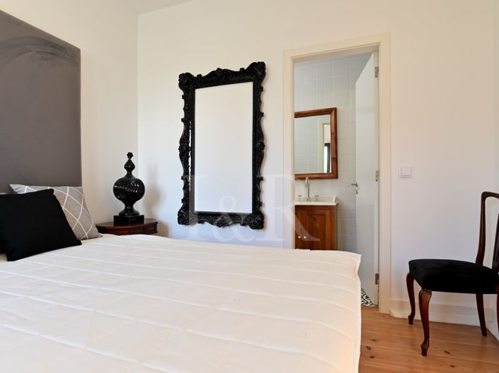 Image No.11-9 Bed House for sale