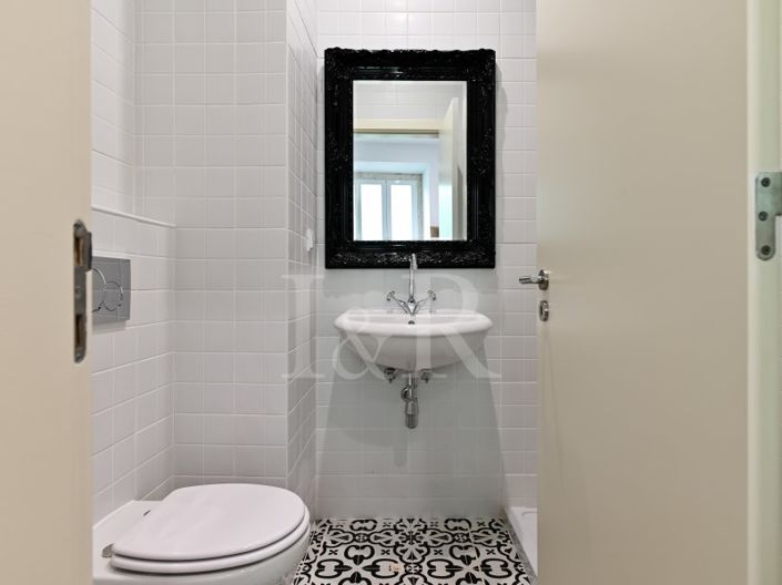 Image No.32-9 Bed House for sale