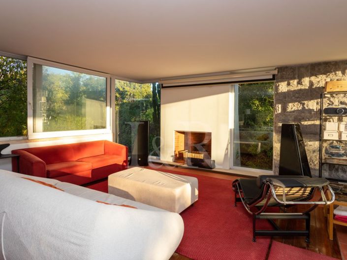 Image No.8-4 Bed House for sale