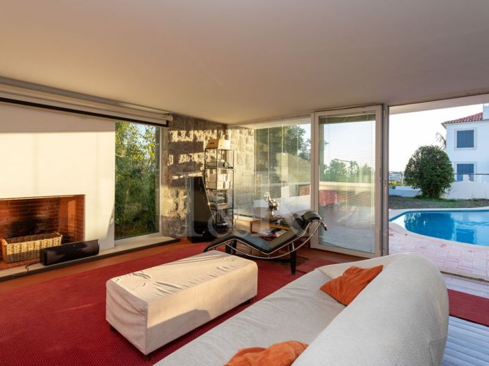 Image No.9-4 Bed House for sale