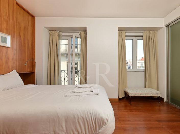 Image No.19-2 Bed Apartment for sale