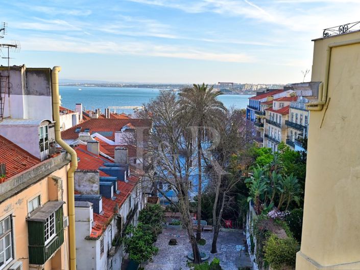 Image No.5-2 Bed Apartment for sale