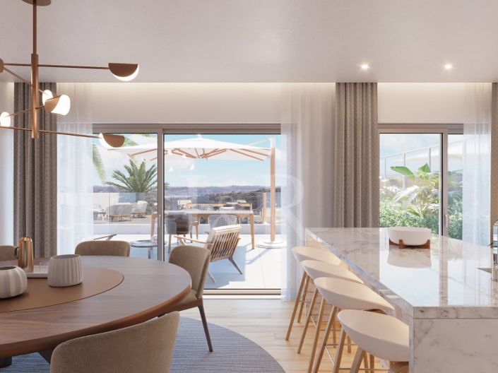 Image No.4-4 Bed Apartment for sale