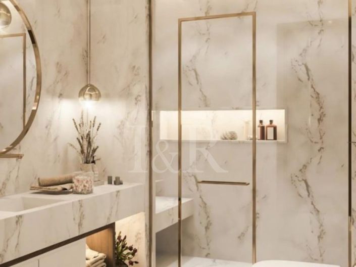 Image No.15-5 Bed House for sale