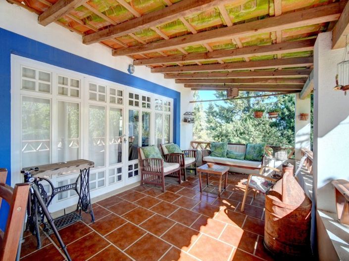 Image No.12-10 Bed Farmhouse for sale