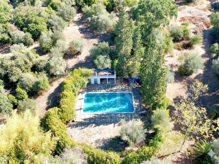 Image No.3-10 Bed Farmhouse for sale