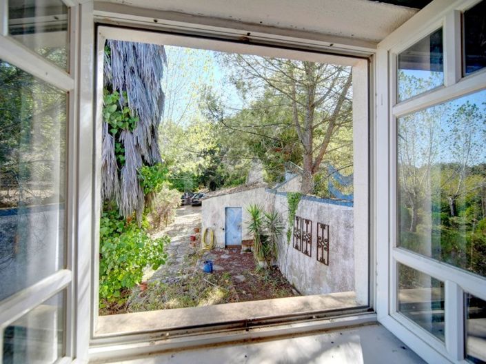 Image No.53-10 Bed Farmhouse for sale