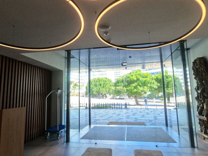 Image No.20-3 Bed Apartment for sale