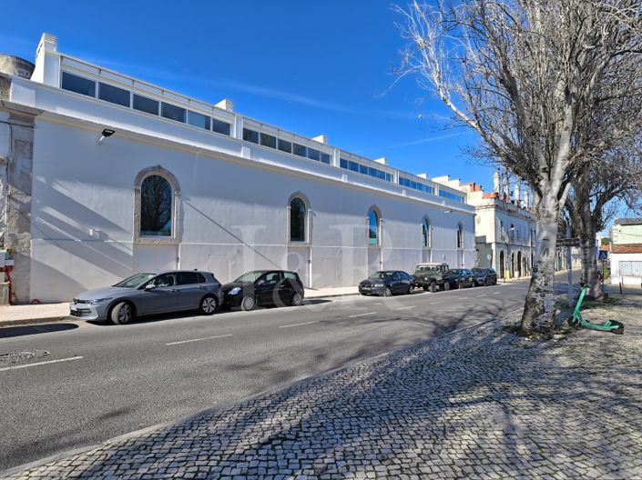 Image No.17-3 Bed Apartment for sale