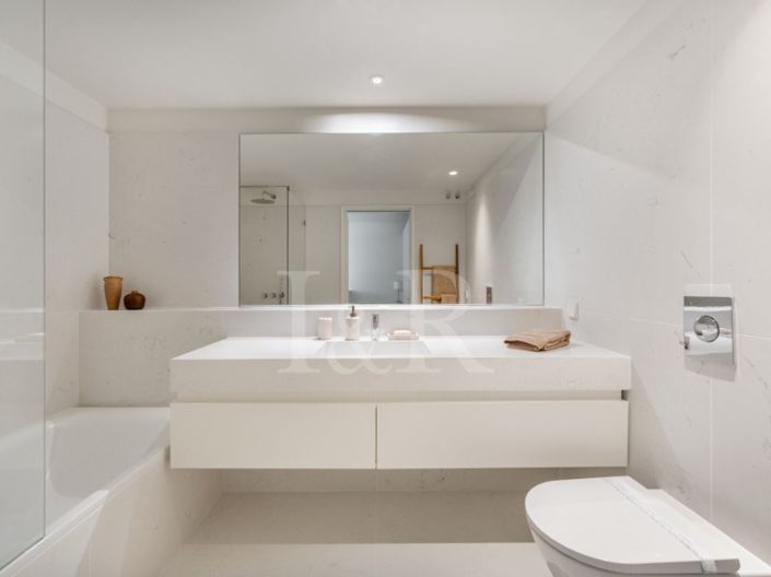 Image No.18-1 Bed Apartment for sale