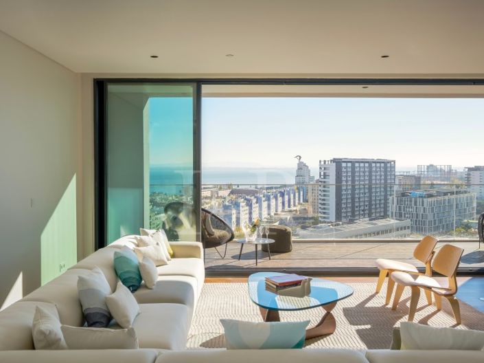 Image No.2-4 Bed Apartment for sale