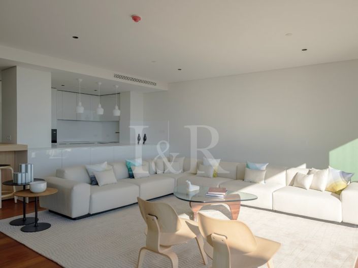 Image No.8-4 Bed Apartment for sale