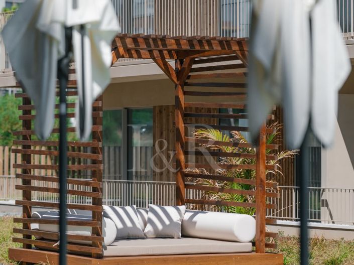 Image No.17-3 Bed Apartment for sale