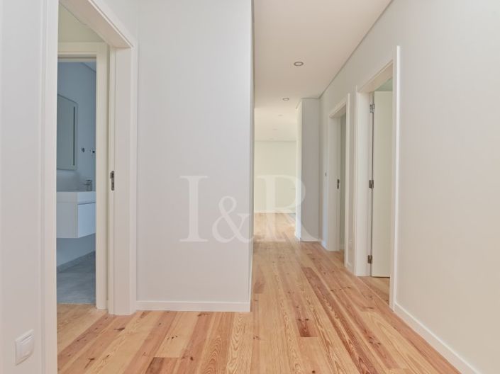 Image No.6-3 Bed Apartment for sale