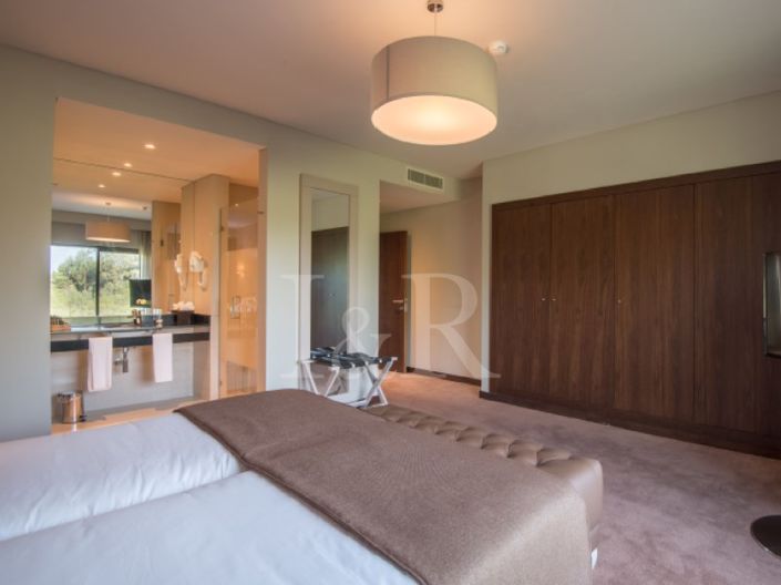 Image No.12-3 Bed Apartment for sale