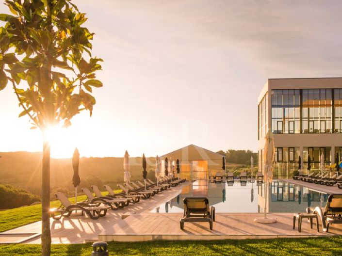 Image No.18-3 Bed Apartment for sale