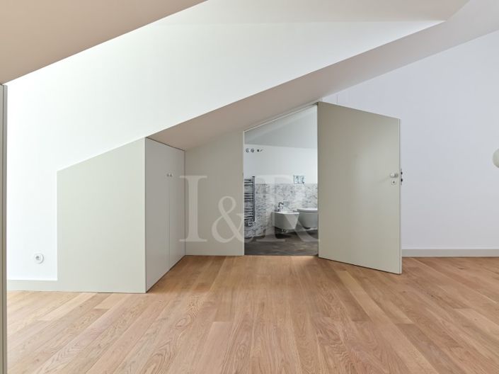 Image No.11-1 Bed Apartment for sale