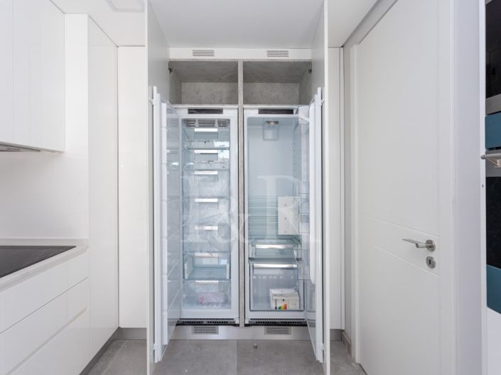 Image No.20-3 Bed Apartment for sale