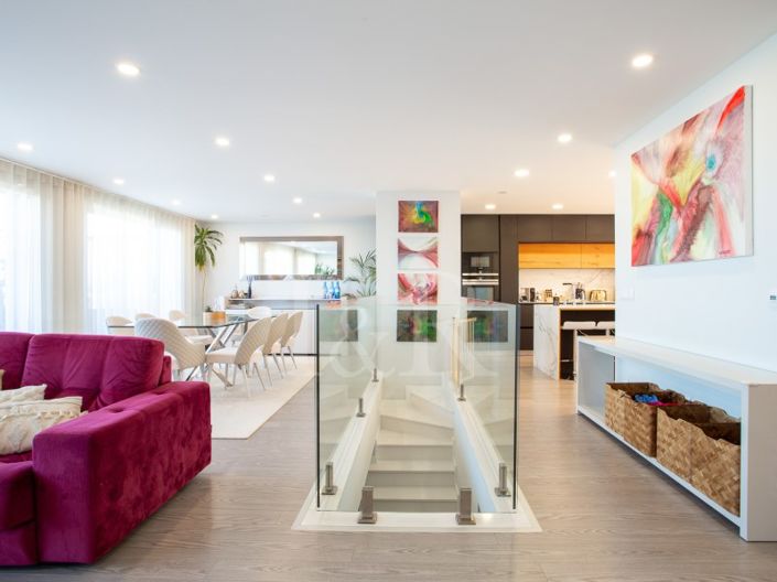 Image No.20-4 Bed Apartment for sale