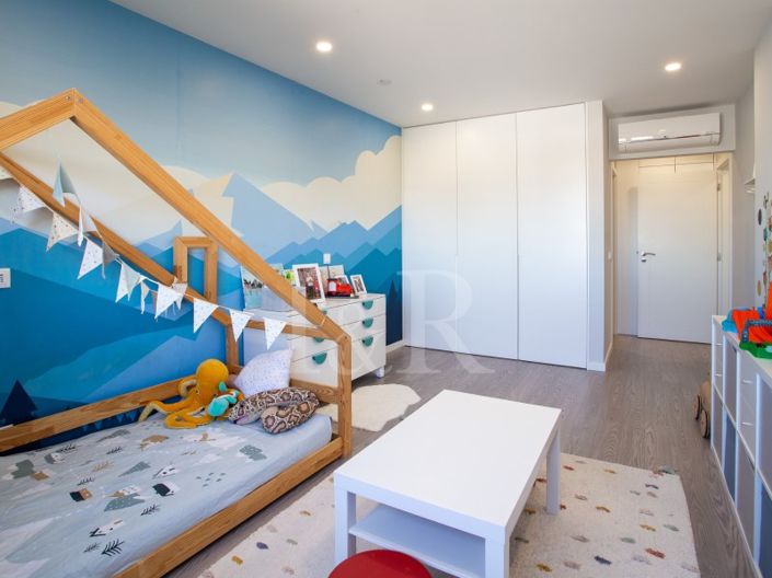 Image No.27-4 Bed Apartment for sale