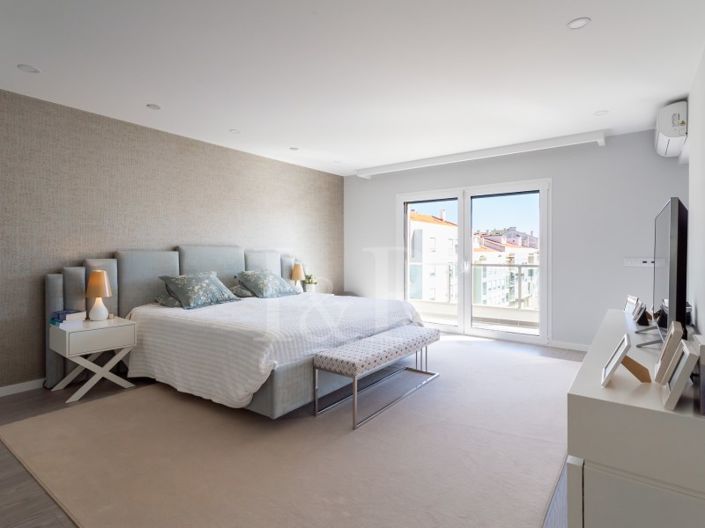 Image No.30-4 Bed Apartment for sale