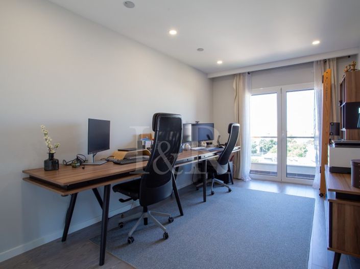 Image No.39-4 Bed Apartment for sale