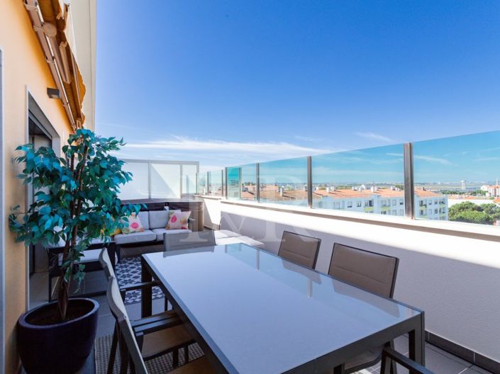 Image No.41-4 Bed Apartment for sale