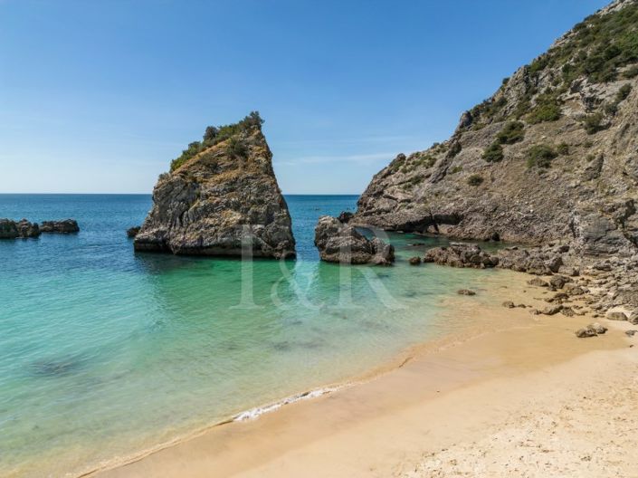 Image No.15-3 Bed House for sale