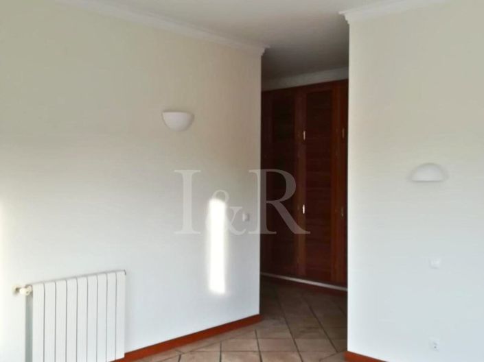 Image No.13-3 Bed House for sale