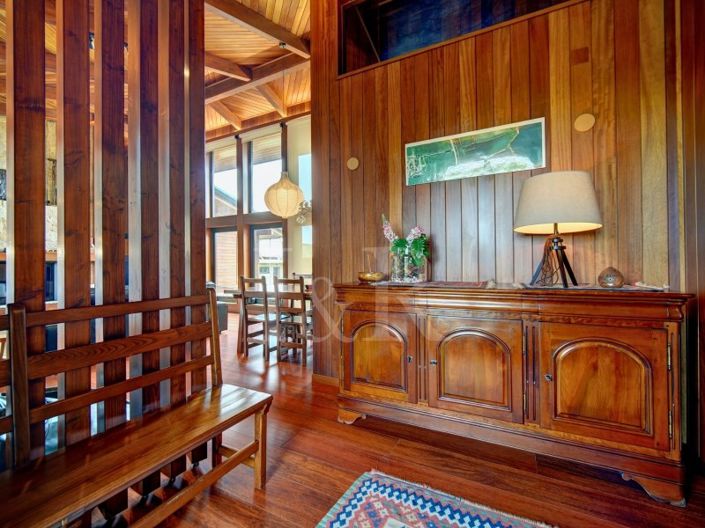 Image No.10-3 Bed House for sale