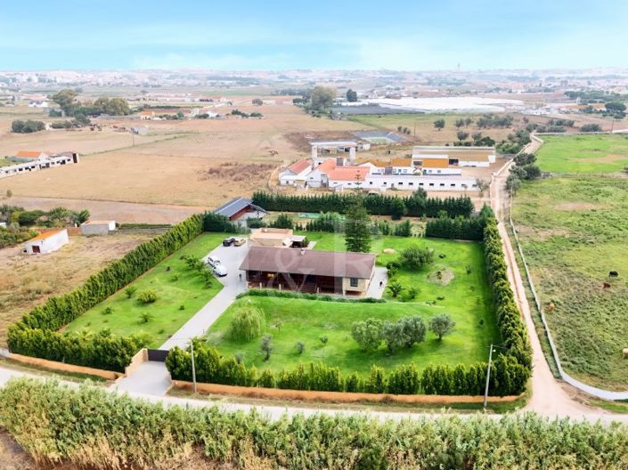 Image No.41-3 Bed House for sale