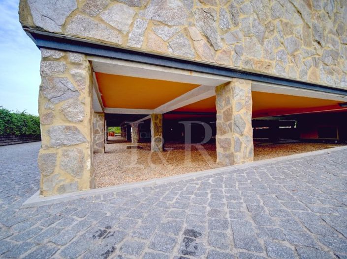 Image No.48-3 Bed House for sale
