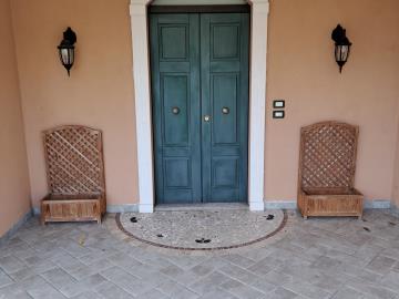 1c6feda7-048d-46a0-8ec9-9d2bd1f414e9-1_all_745