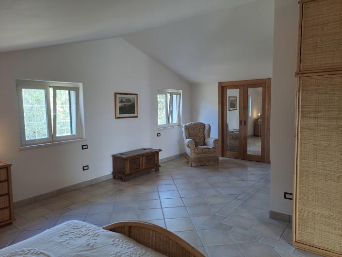 Image No.38-2 Bed House/Villa for sale