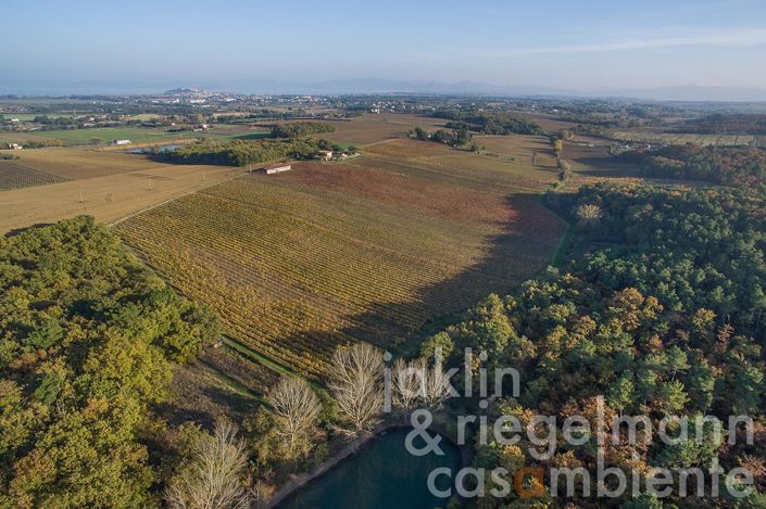 Image No.30-8 Bed Farmhouse for sale