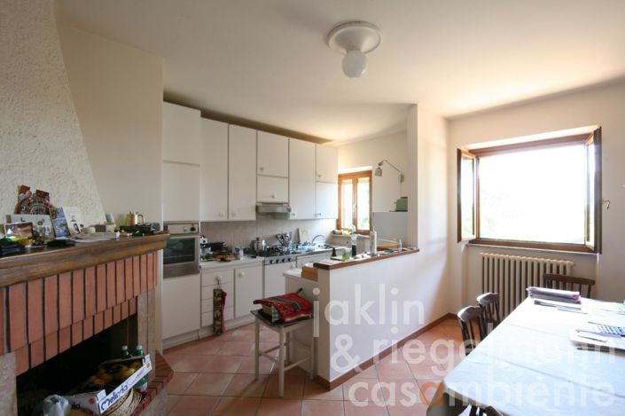 Image No.35-8 Bed Farmhouse for sale