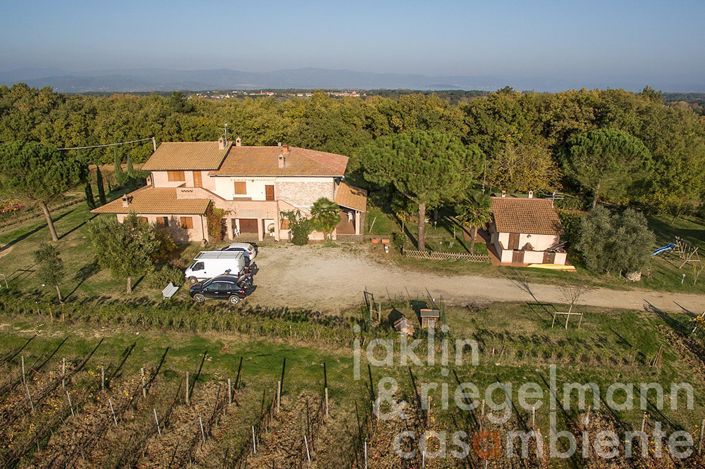 Image No.4-8 Bed Farmhouse for sale